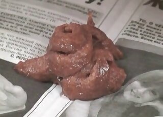 Mature woman getting naked and showing her thick body